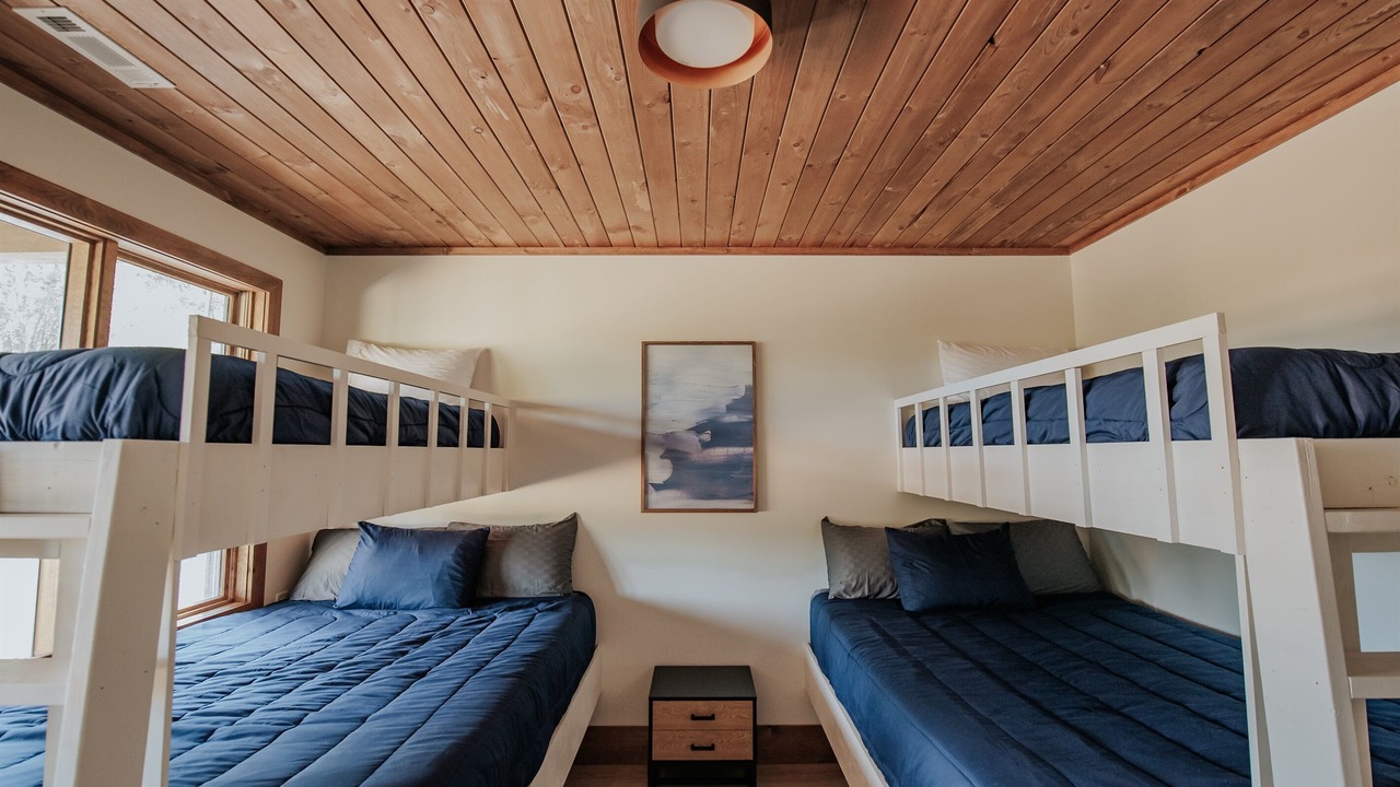 Photo of Bedroom in Foxfire Estates