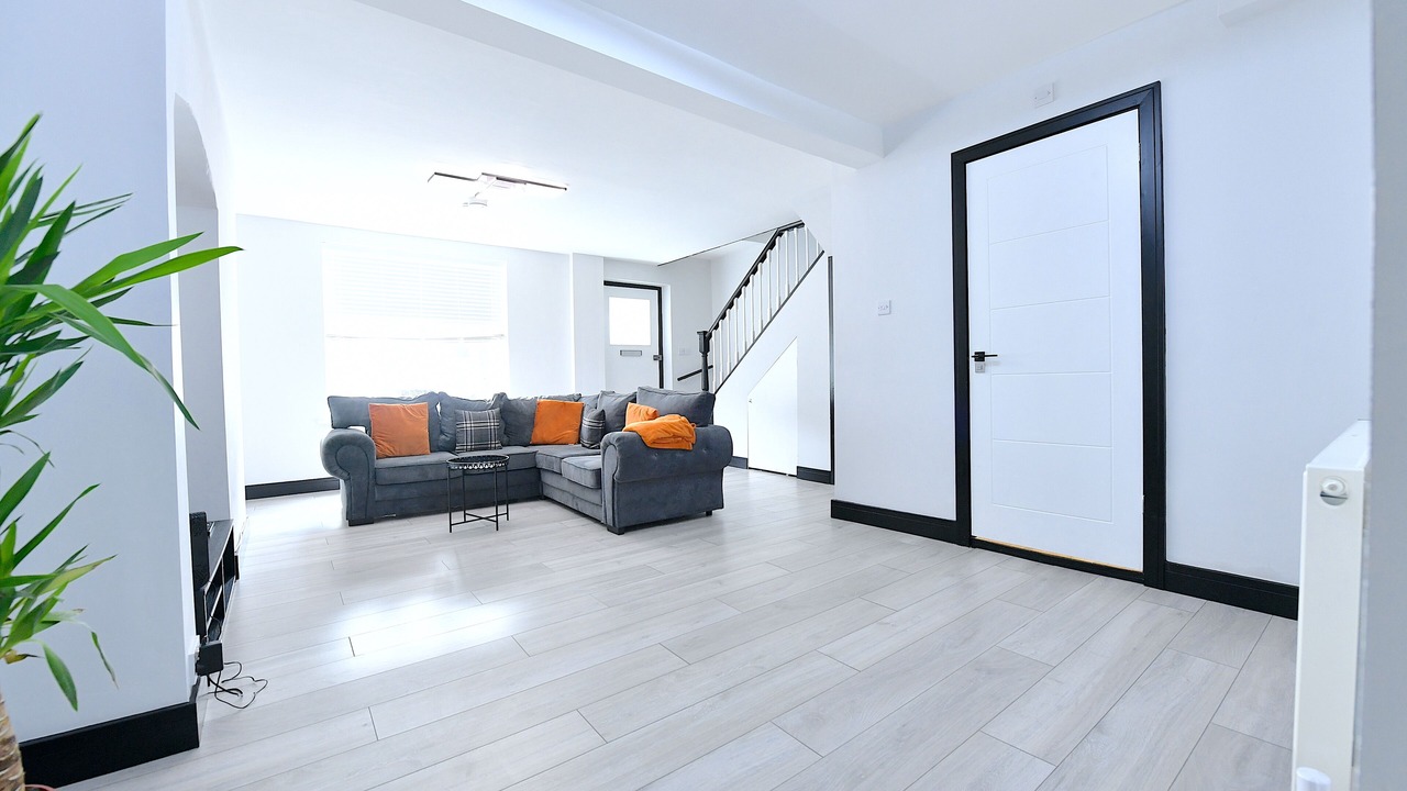 Photo of Livingroom in Hale