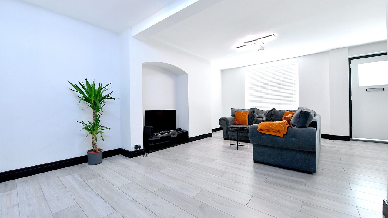 Photo of Livingroom in Hale