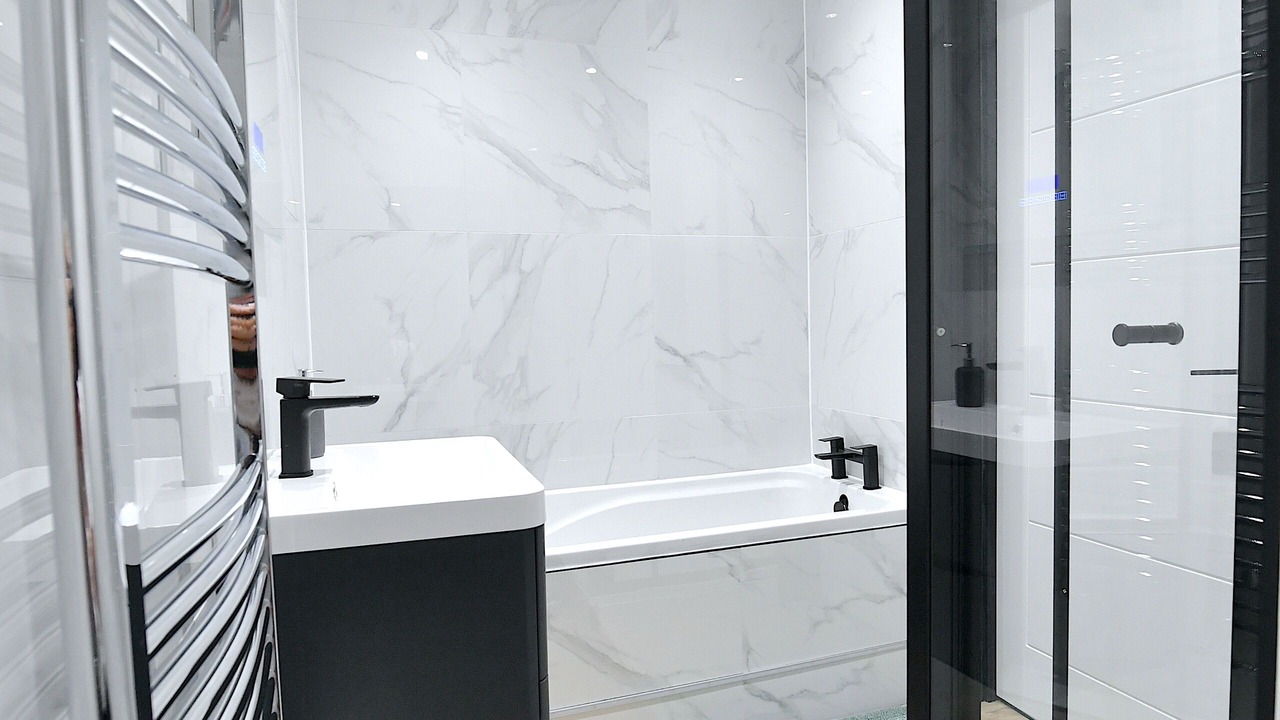 Photo of Bathroom in Hale