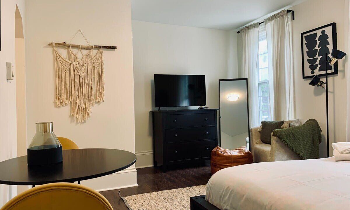 Photo of Bedroom in North End