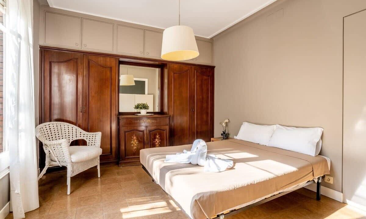 Photo of Bedroom in Sants