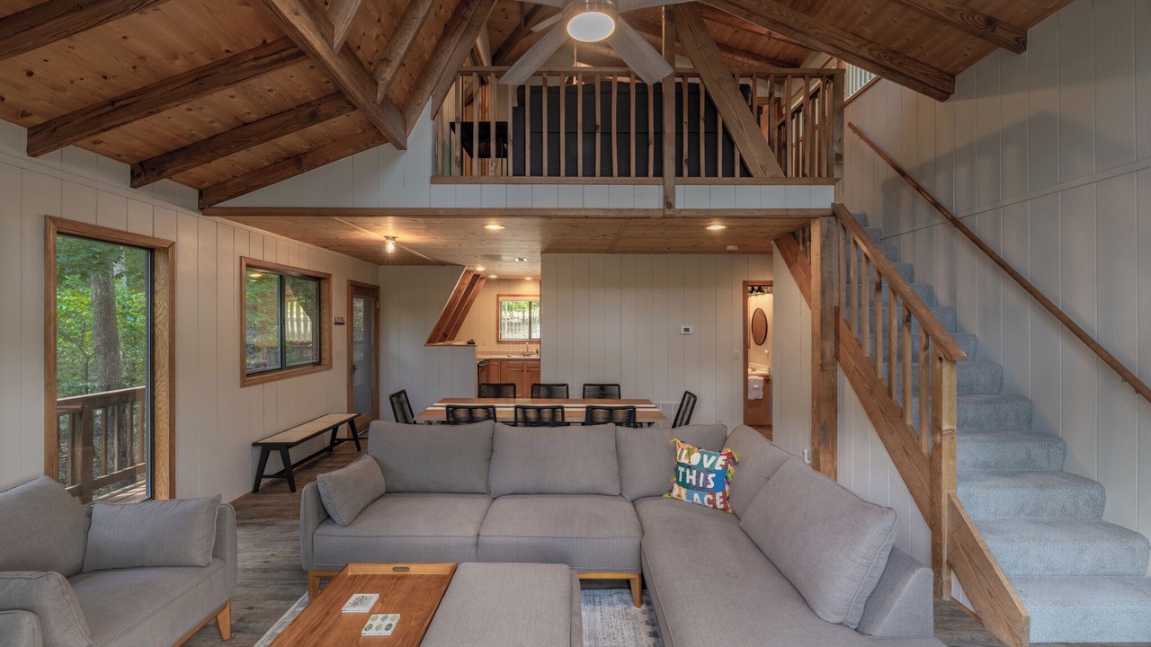 Photo of Livingroom in Innsbrook