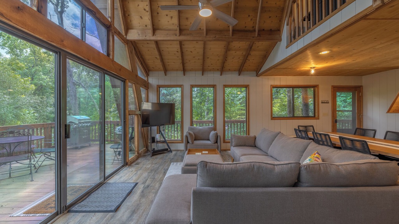 Photo of Livingroom in Innsbrook