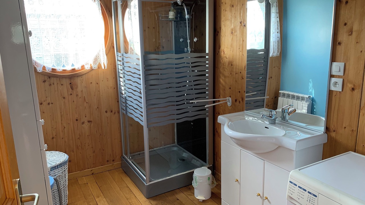 Photo of Bathroom in Verchocq