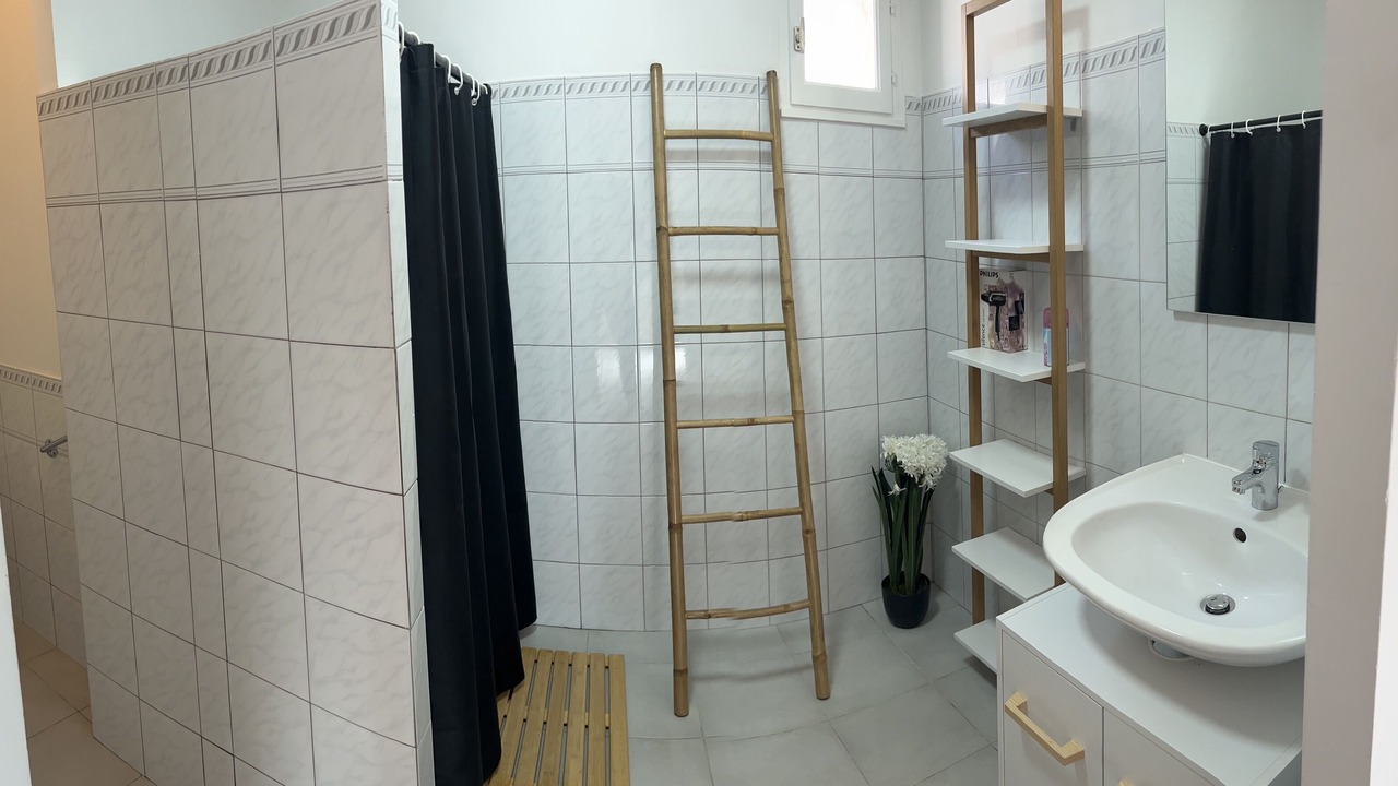 Photo of Bathroom in La Cote Radieuse