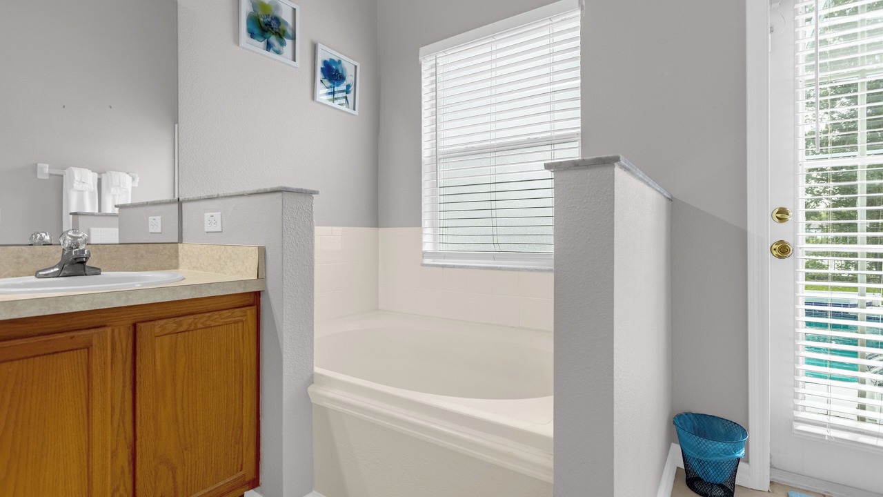 Photo of Bathroom in Bridgewater at Town Center
