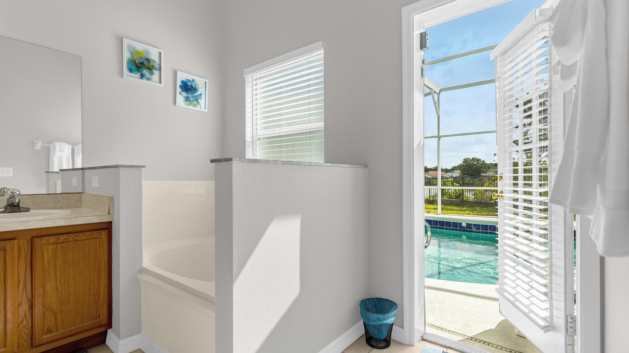Photo of Bathroom in Bridgewater at Town Center