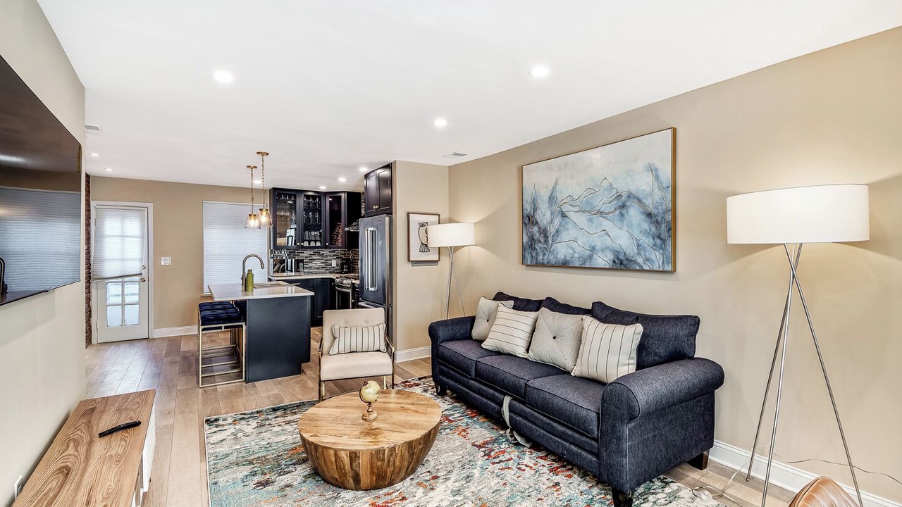 Photo of Livingroom in Powelton Village