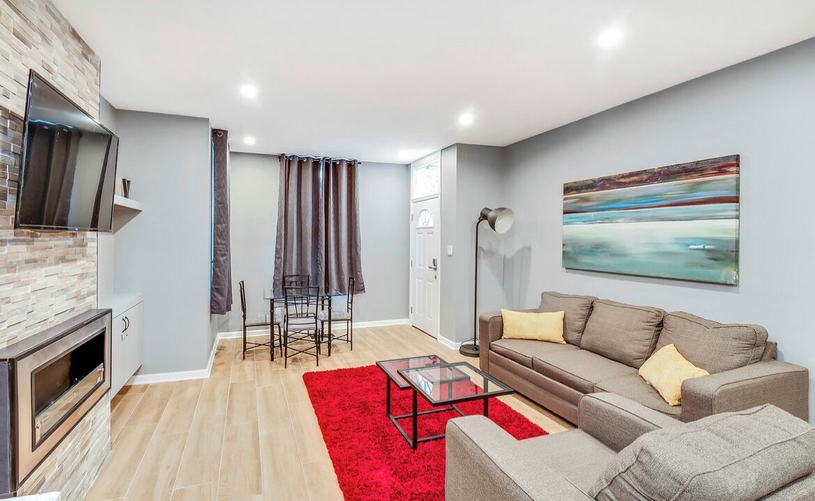 Photo of Livingroom in Powelton Village