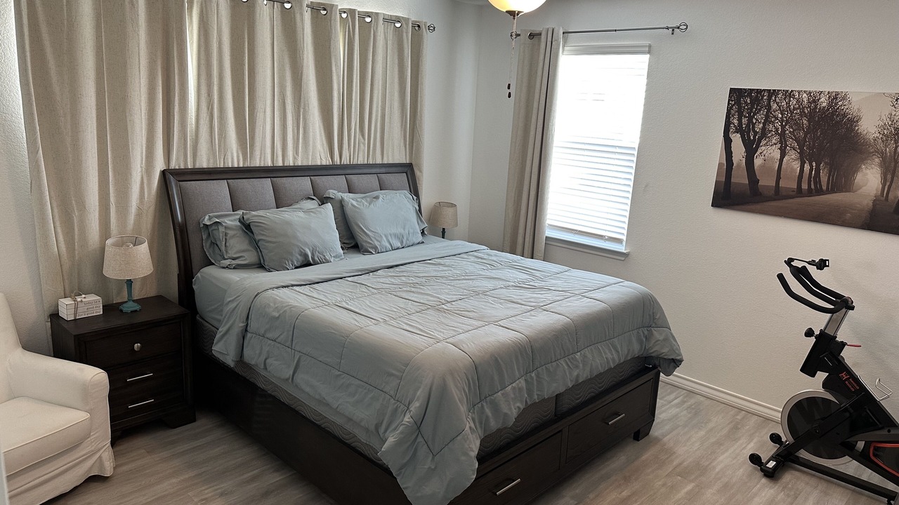 Photo of Bedroom in Hutto