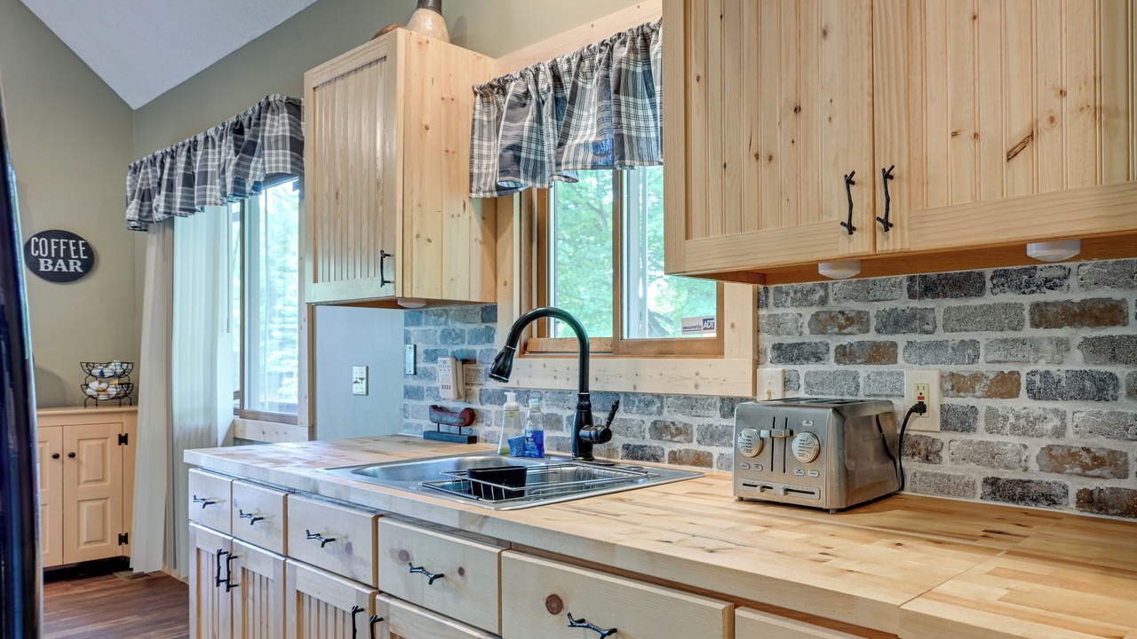 Photo of Kitchen in Alger