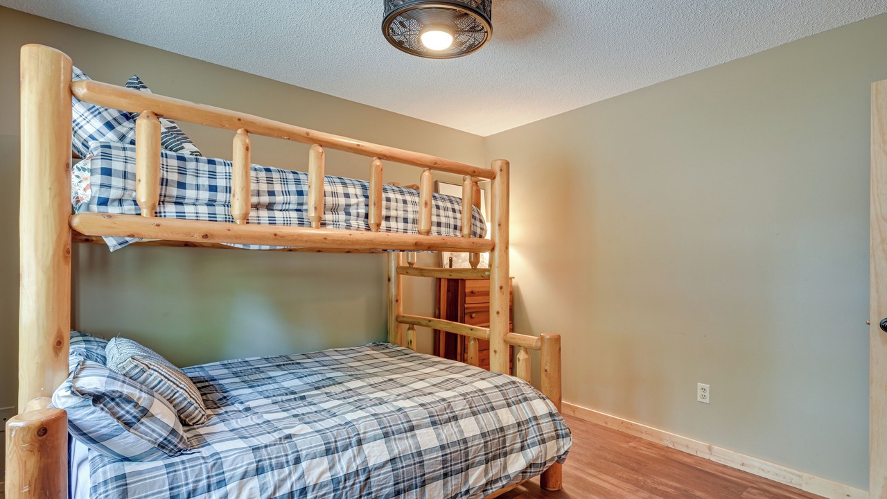Photo of Bedroom in Alger