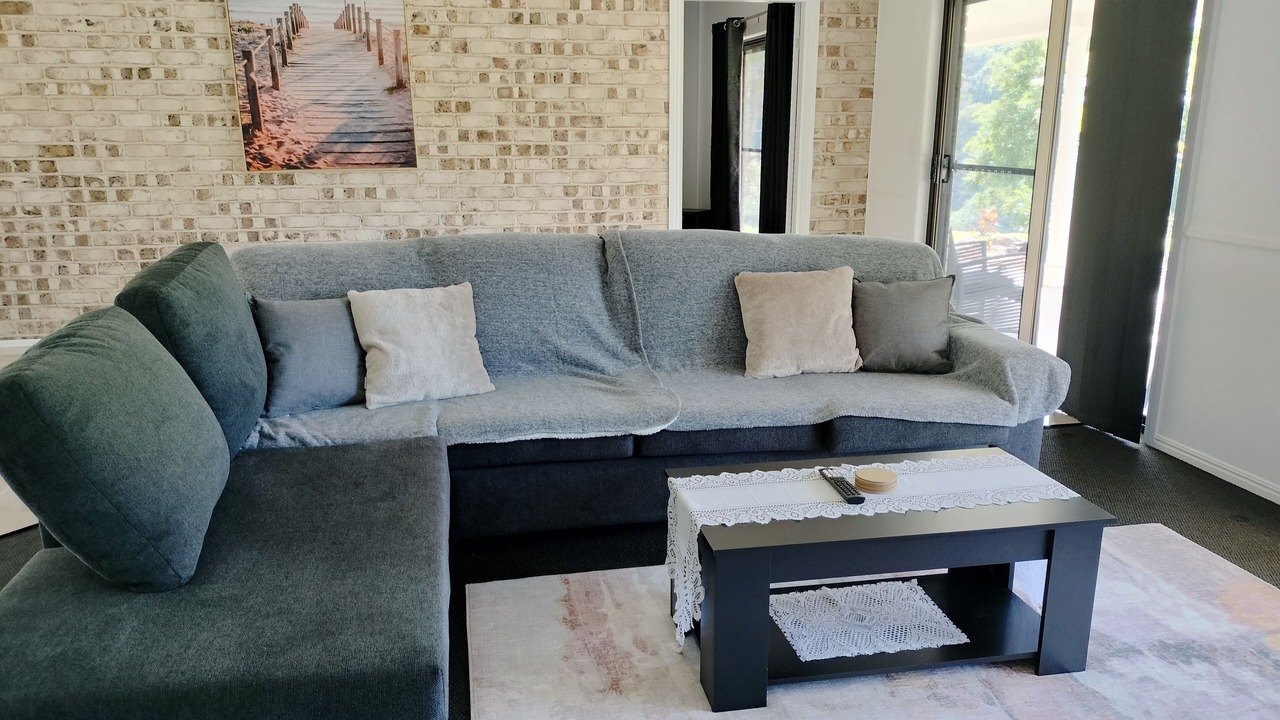 Photo of Livingroom in Upper Crystal Creek