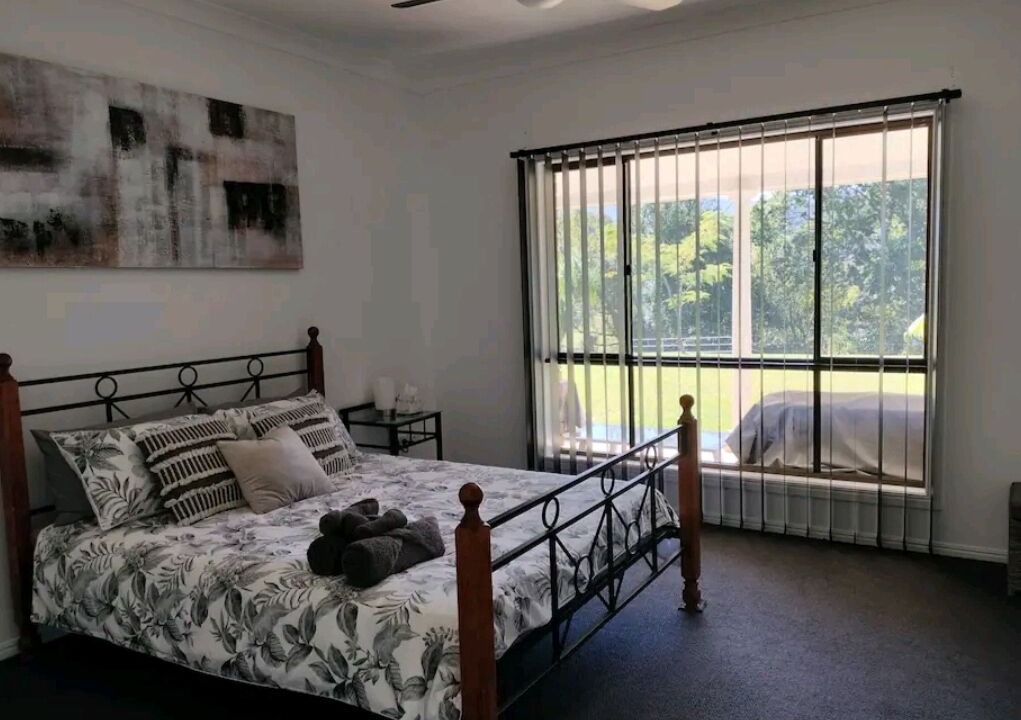 Photo of Bedroom in Upper Crystal Creek