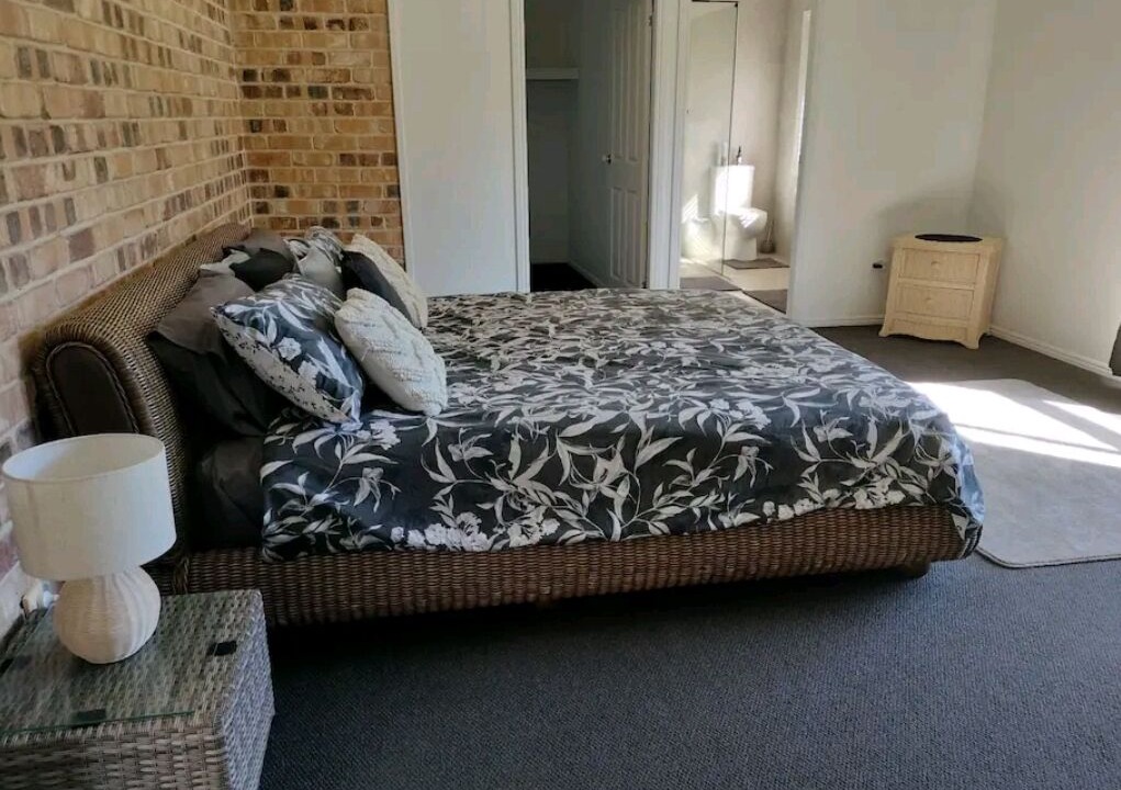 Photo of Bedroom in Upper Crystal Creek