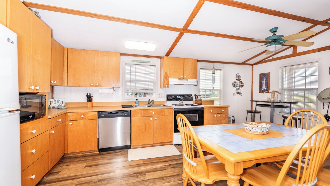 Photo of Kitchen in Cedar Lane