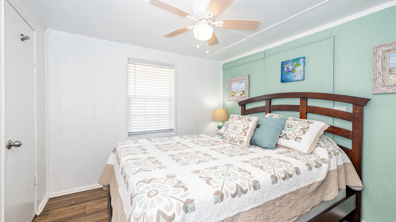 Photo of Bedroom in Cedar Lane