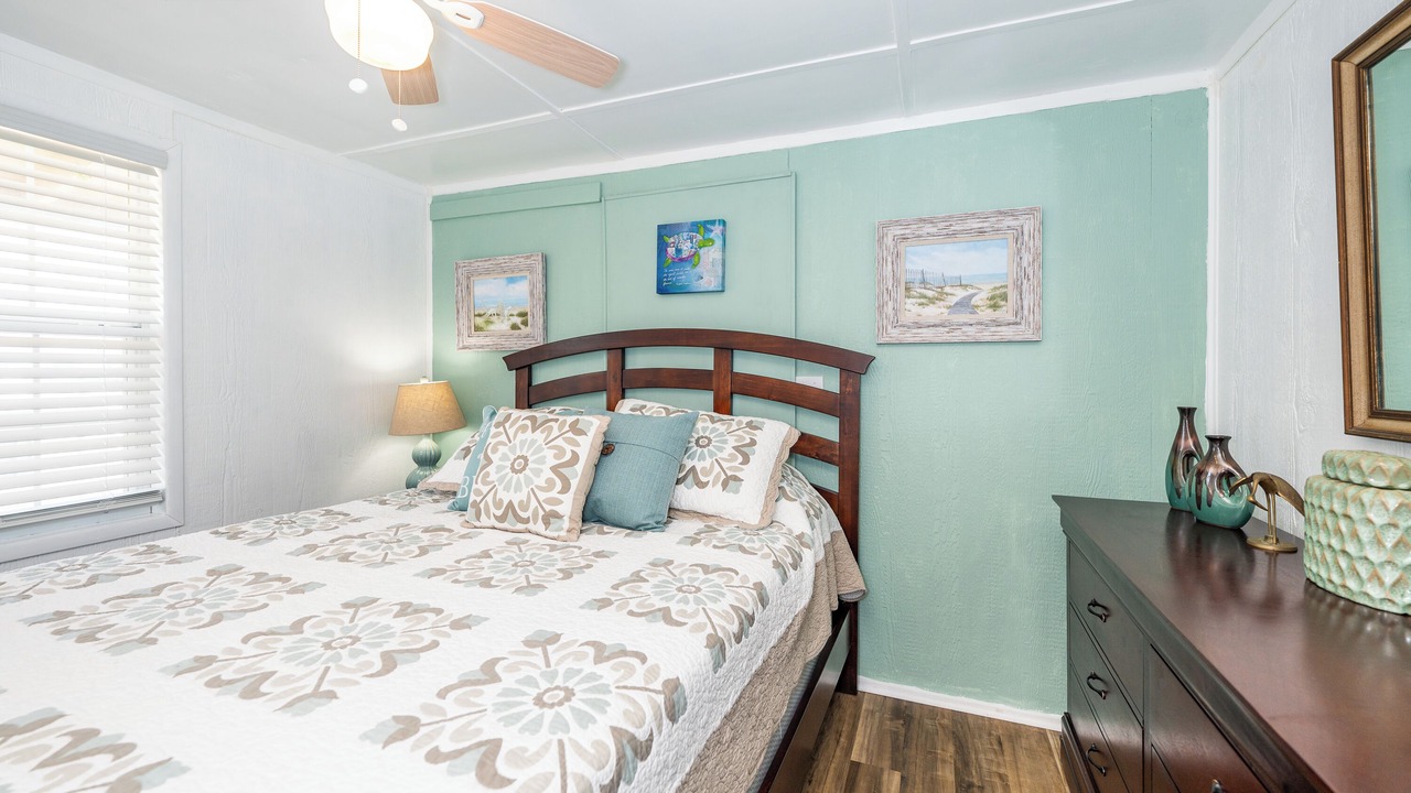 Photo of Bedroom in Cedar Lane