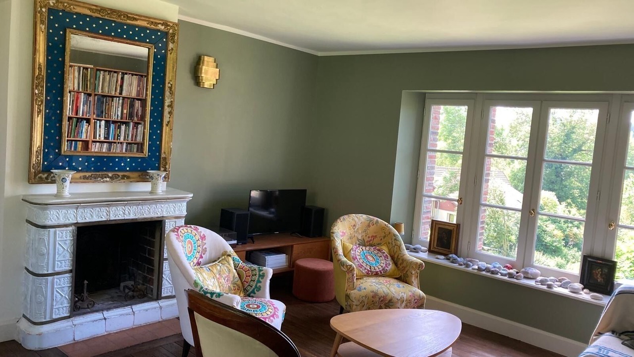 Photo of Livingroom in Longueil