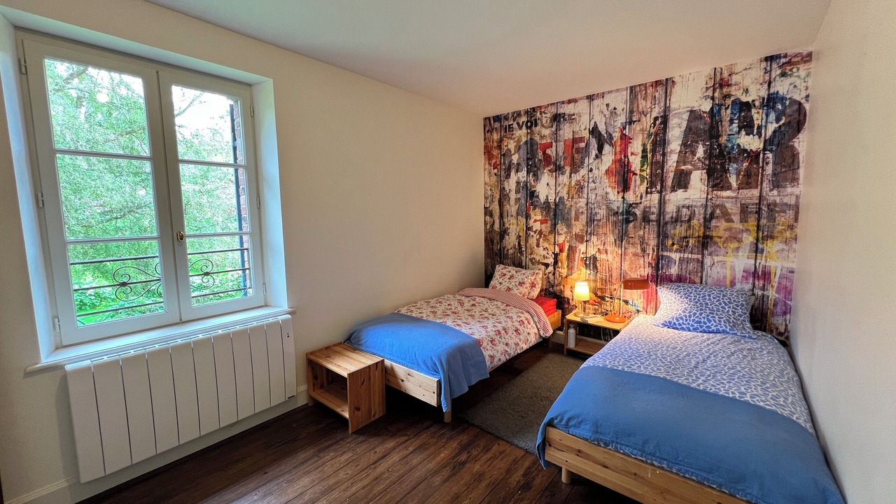 Photo of Bedroom in Longueil