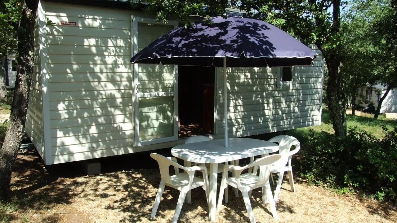 Photo of Outdoor in Junas
