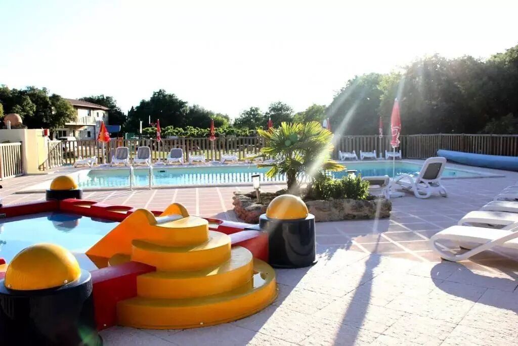 Photo of Outdoor in Junas
