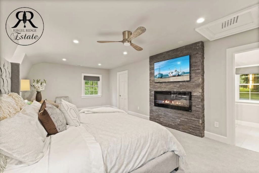 Photo of Livingroom in Milford