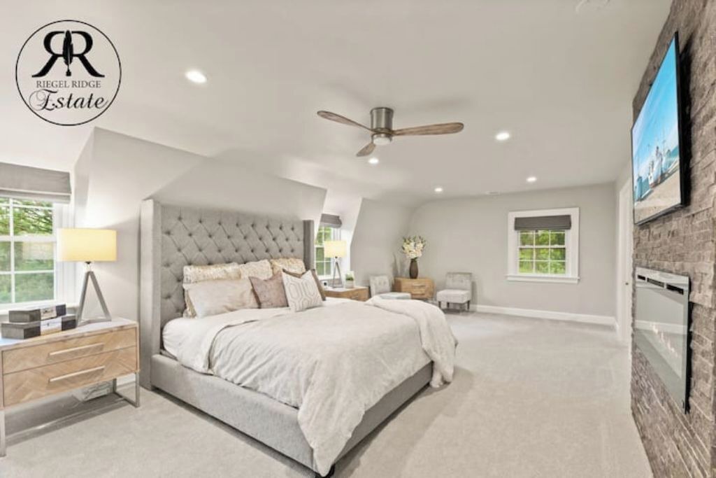 Photo of Livingroom in Milford