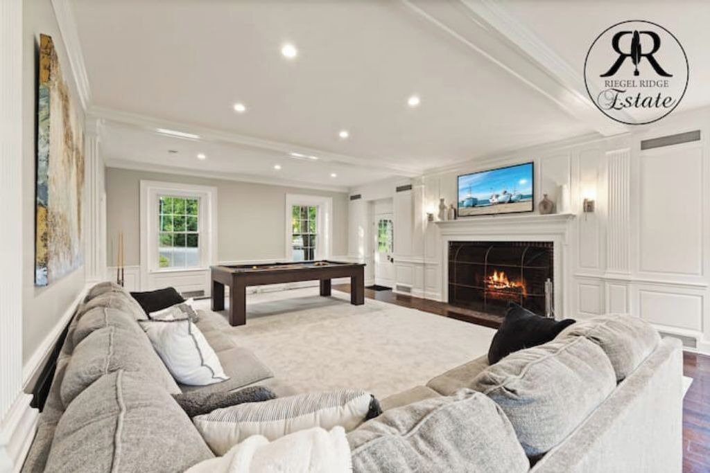 Photo of Livingroom in Milford