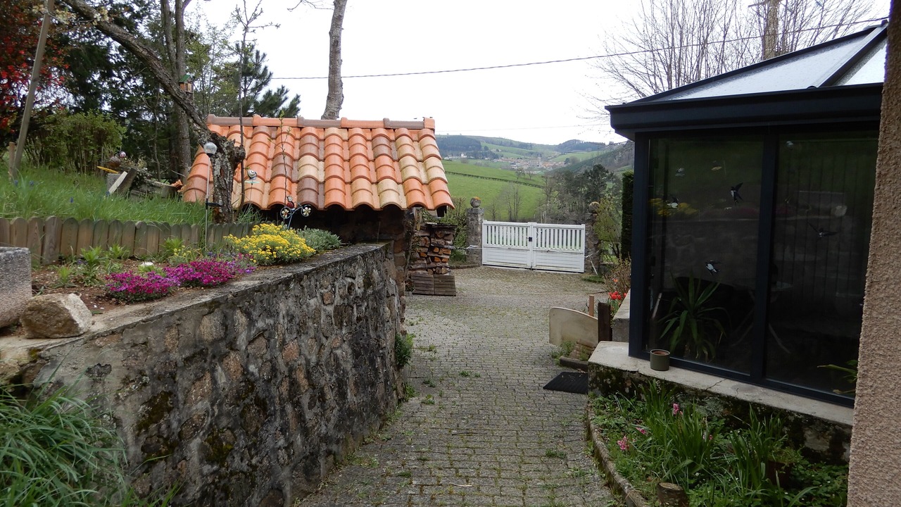 Photo of Patio Balcony in Fourneaux
