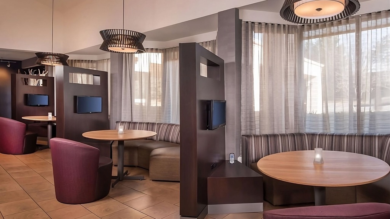 Photo of Others in Columbia