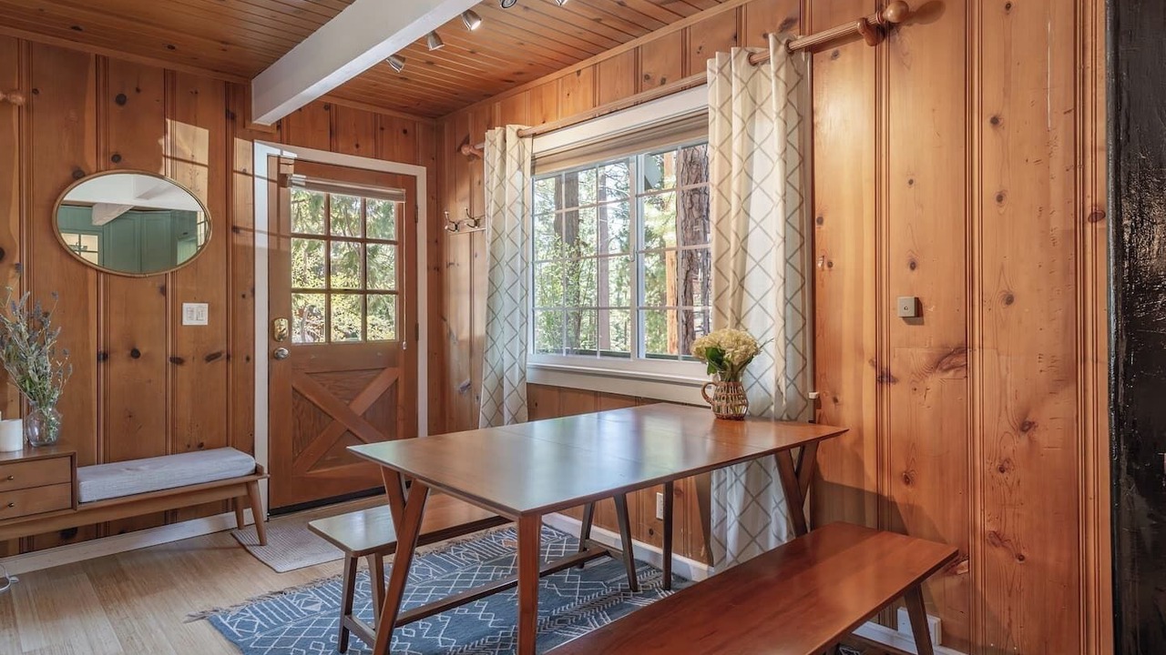 Photo of Bedroom in Kings Beach