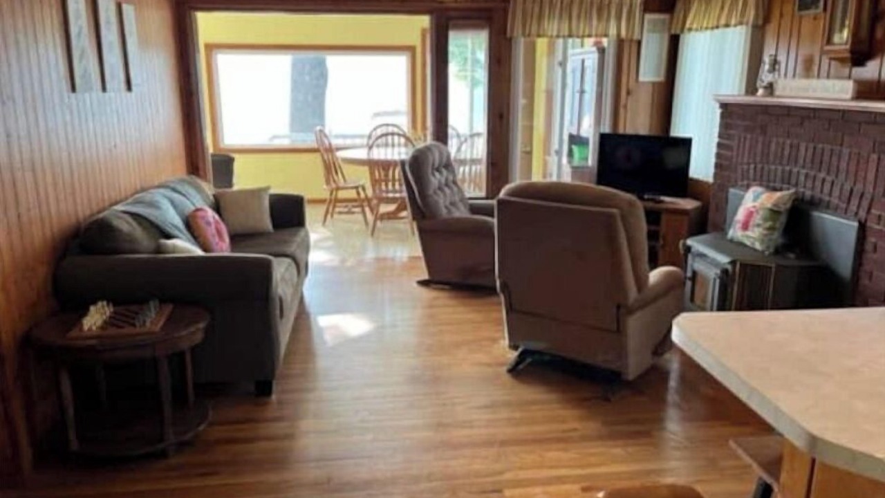 Photo of Livingroom in Reading