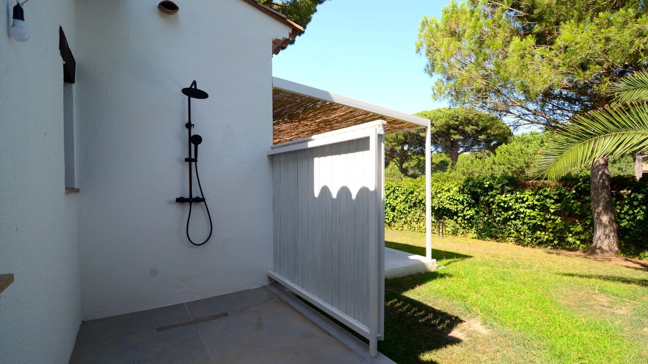 Photo of Outdoor in Pals