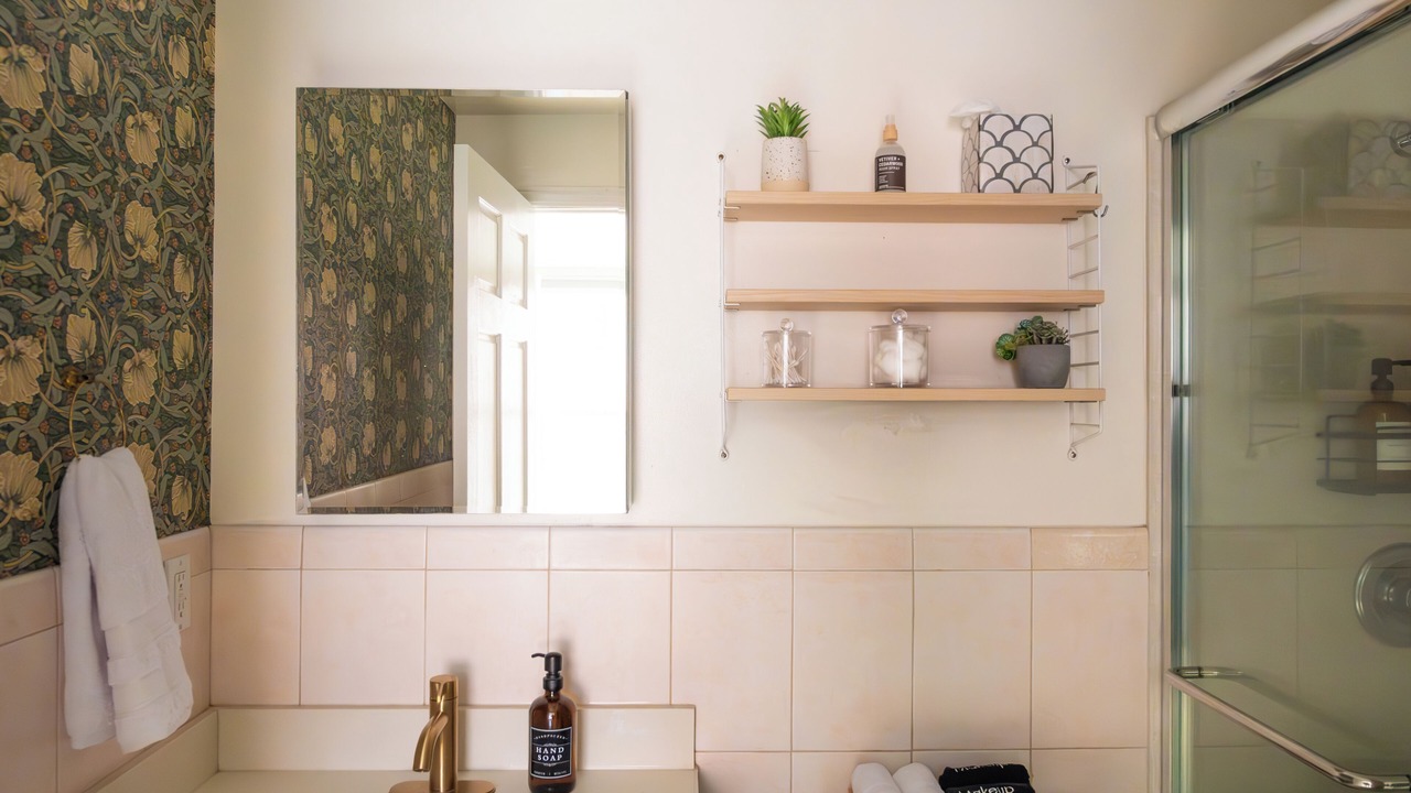 Photo of Bathroom in Outer Sunset