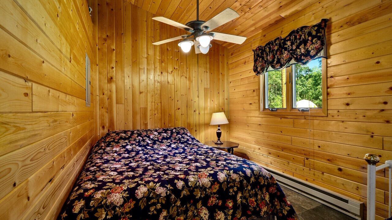 Photo of Bedroom in Pequot Lakes