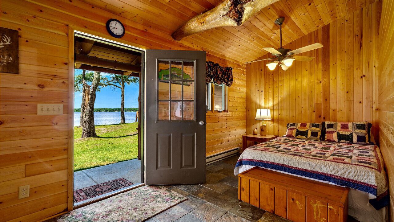 Photo of Bedroom in Pequot Lakes
