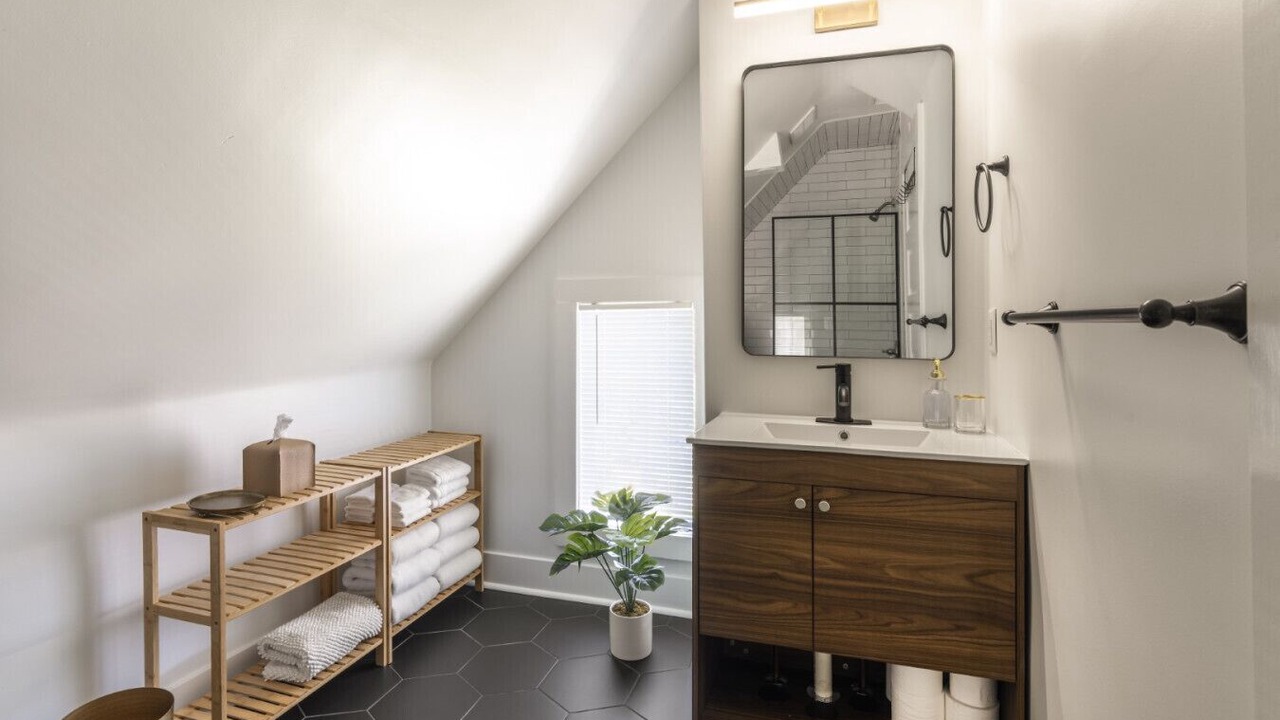 Photo of Bathroom in East Walnut HIlls
