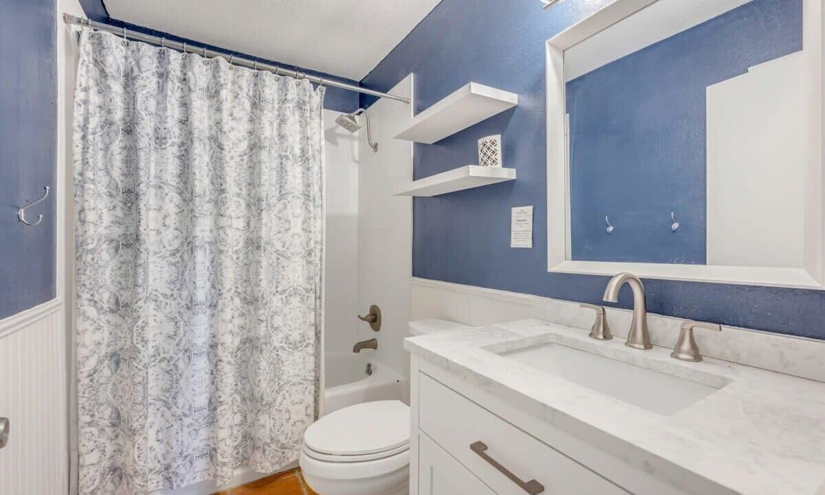 Photo of Bathroom in Granite Shoals