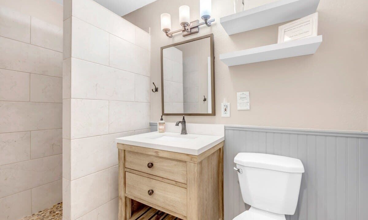 Photo of Bathroom in Granite Shoals