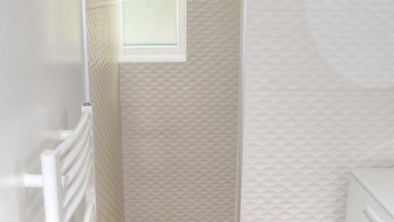 Photo of Bathroom in Joue-les-Tours