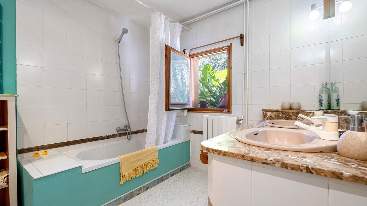 Photo of Bathroom in Montreal