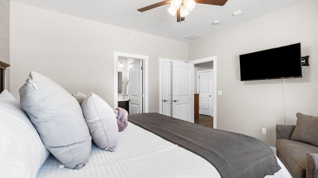 Photo of Bedroom in Branson