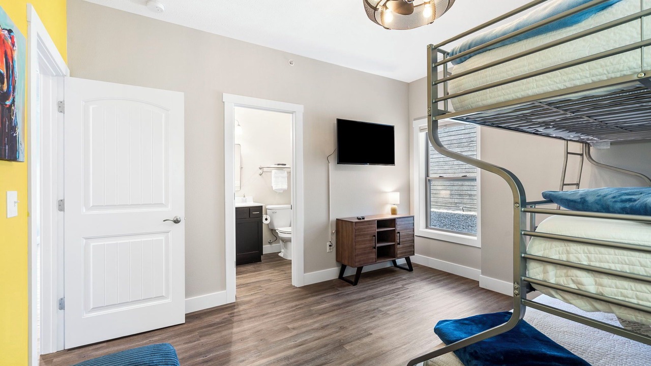 Photo of Bedroom in Branson