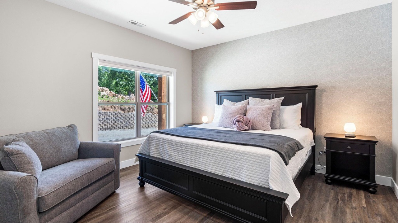 Photo of Bedroom in Branson