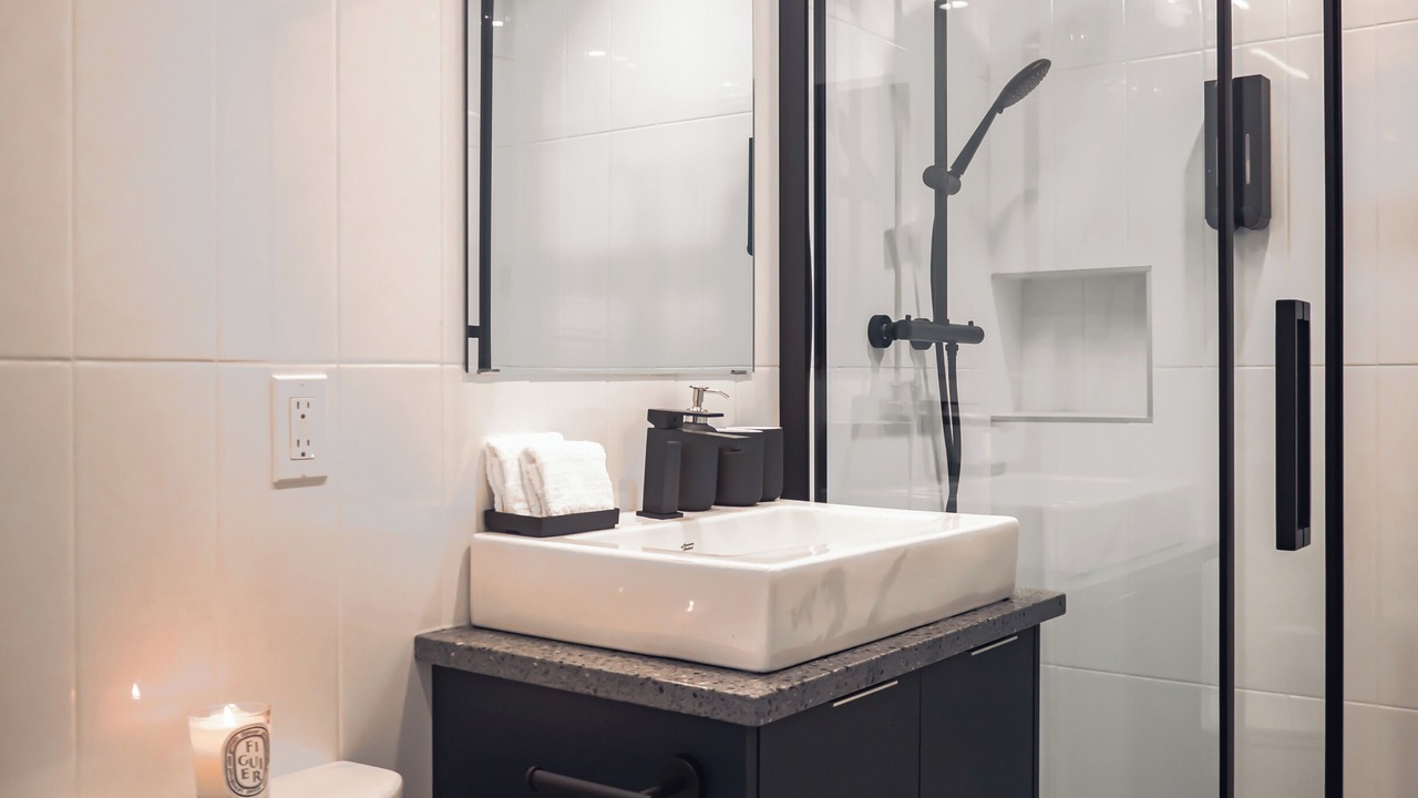 Photo of Bathroom in Shaughnessy Village