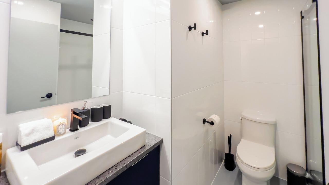 Photo of Bathroom in Shaughnessy Village