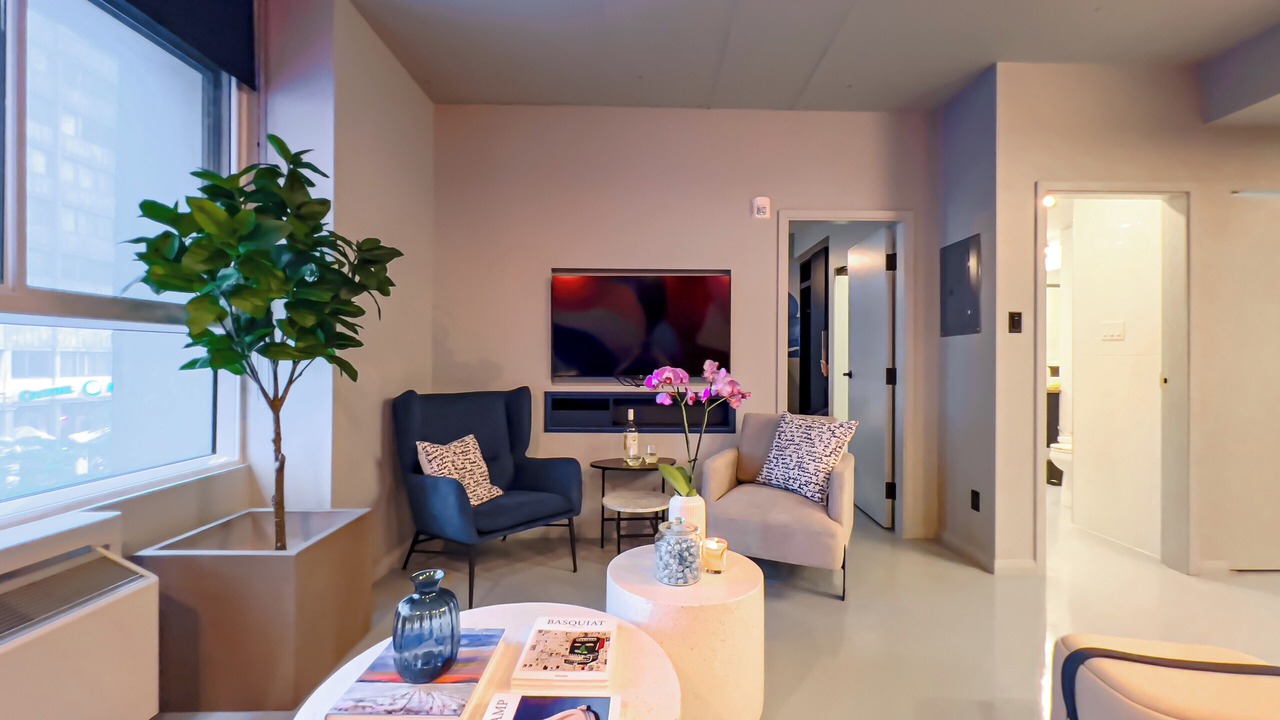 Photo of Livingroom in Shaughnessy Village
