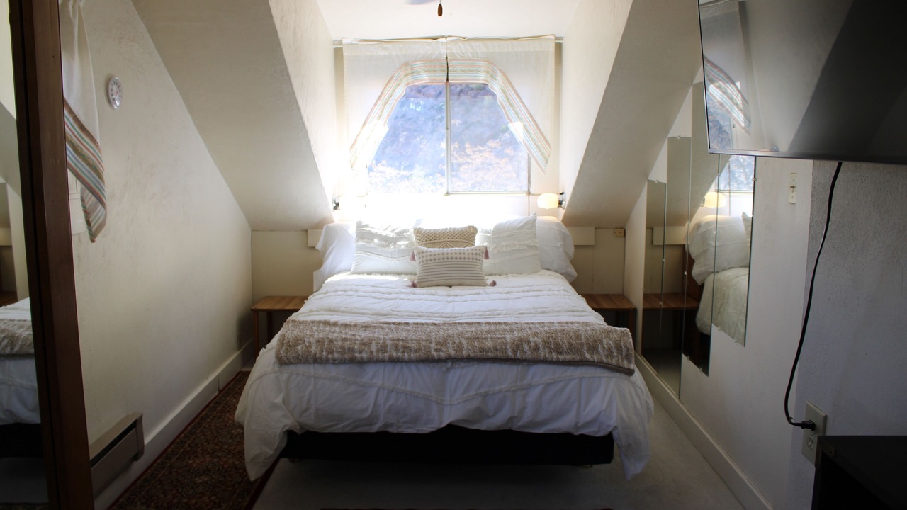 Photo of Bedroom in Bisbee